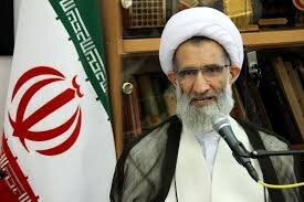 امام جمعه شهرکرد: کمیته امداد مراجعات مردمی را از طریق ‌فضای مجازی ‌کم کند
