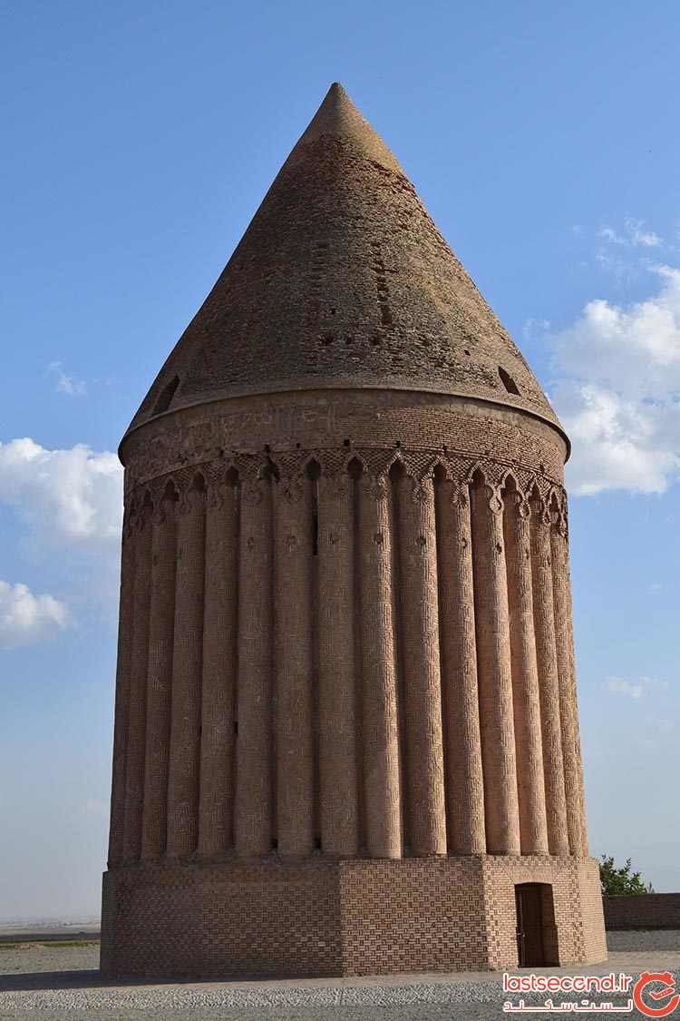 برج میل اردکان