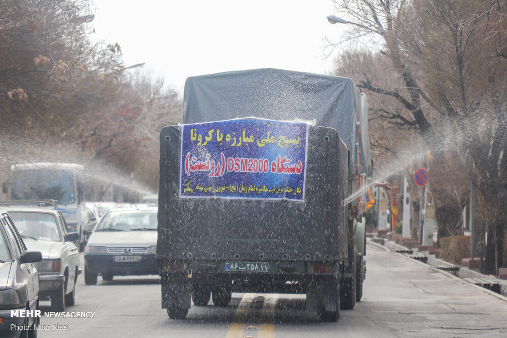 حضور نیروهای یگان ویژه ناجا در طرح ضدعفونی سراسری شهر تبریز