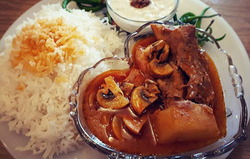 دستور پخت خورش بوقلمون با قارچ