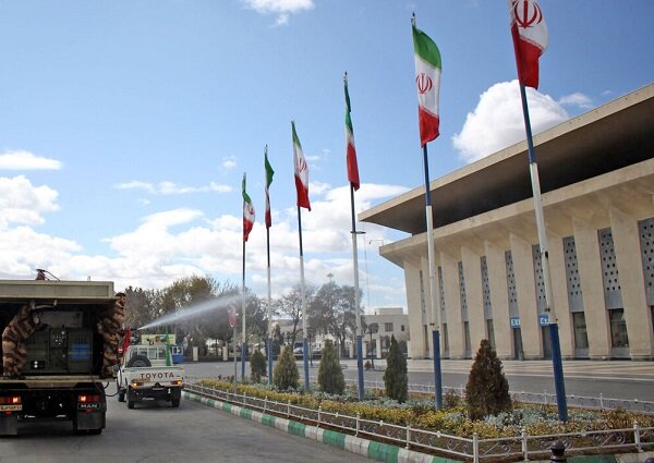 رزمایش سراسری بیولوژیکی ارتش در تبریز برگزار شد رزمایش سراسری بیولوژیکی ارتش در تبریز برگزار شد