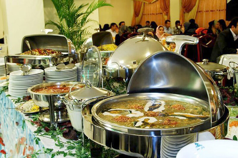 رستوران‌های ایلام در پی شیوع ویروس کرونا تعطیل شدند