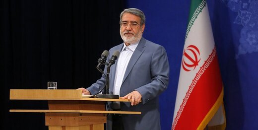روایت وزیر کشور از واکنش مردم به اجرای طرح فاصله‌گذاری اجتماعی /عدم رعایت حریم‌های تعیین شده برای مبارزه با کرونا تخلف است