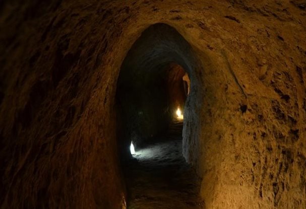 سفر مجازی به شهر زیرزمینی «اویی» در روستای نوش آباد آران و بیدگل سفر مجازی به شهر زیرزمینی «اویی» در روستای نوش آباد آران و بیدگل