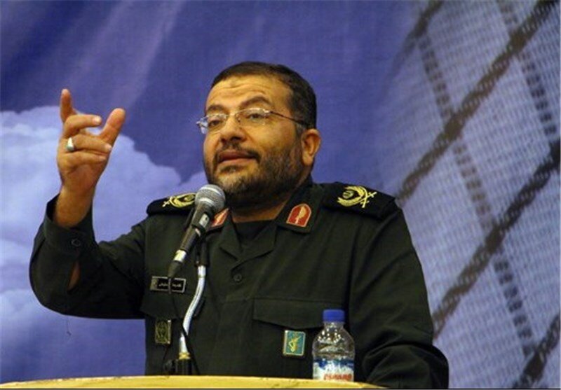لانه جاسوسی آمریکا کارگاه تولید ماسک‌هایN۹۵ برای بیمارستان‌ها شد/ تولید روزانه ۳ میلیون ماسک توسط نیروهای جهادی/ برگزاری رزمایش دفاع بیولوژیک در ایلام