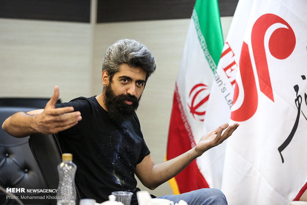 «لانچر ۵» ادامه دارد/ حوالی تابستان ۹۹ به تئاتر مستقل بازمی‌گردیم