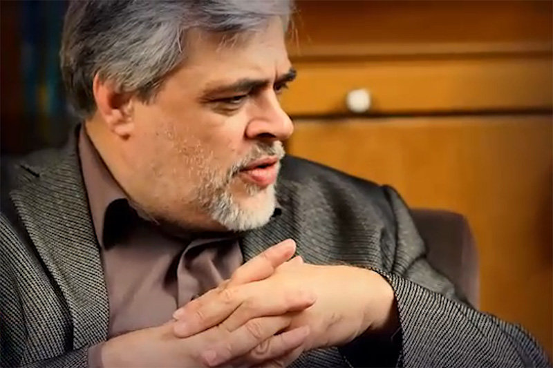 محمد مهاجری به آیت‌الله اعرافی: طلبه‌ای در بیمارستان شهر انزلی همه زحمات حوزه را بر باد داد /امروز کاروبار اهل خرافه سکه است و دکاندار دین شده‌اند