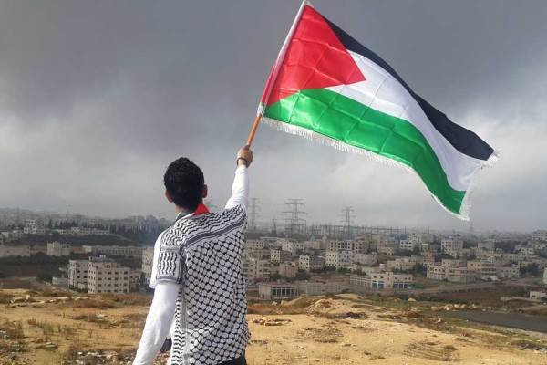 مقاومت تنها گزینه آزاد سازی سرزمین فلسطین است مقاومت تنها گزینه آزاد سازی سرزمین فلسطین است