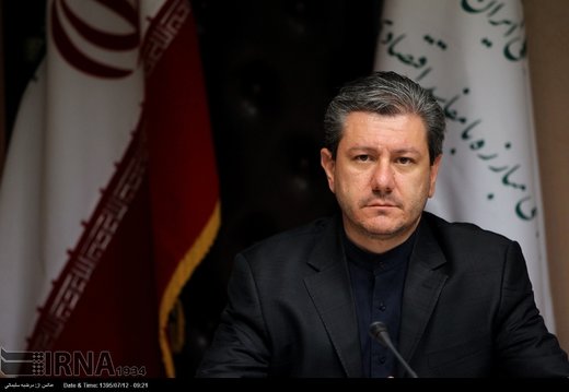 هشدار کرونایی یک دولتمرد: مرگ برای همسایه نیست /ابایی از اعلام کردن دارایی‌هایم ندارم /همیشه کارت مترو همراه دارم