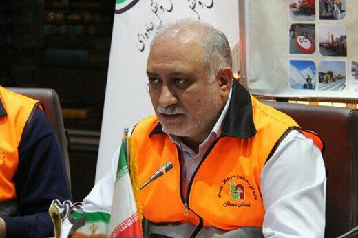 انجام عملیات لکه گیری محورهای مواصلاتی با آسفالت سرد کیسهای انجام عملیات لکه گیری محورهای مواصلاتی با آسفالت سرد کیسهای