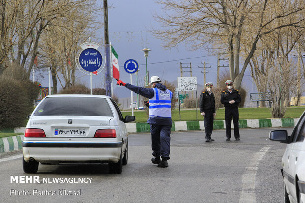بازگرداندن ۲۲۰۰ دستگاه خودرو به دلیل تردد غیرمجاز به شهرهای خود بازگرداندن ۲۲۰۰ دستگاه خودرو به دلیل تردد غیرمجاز به شهرهای خود