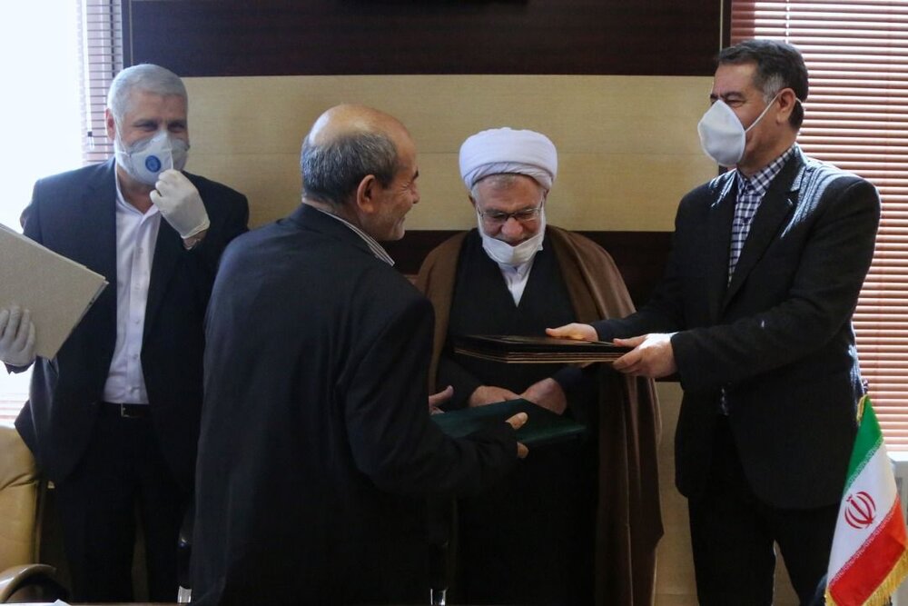 برگزاری آیین تکریم و معارفه رئیس جدید سازمان قضایی نیروهای مسلح استان چهارمحال و بختیاری