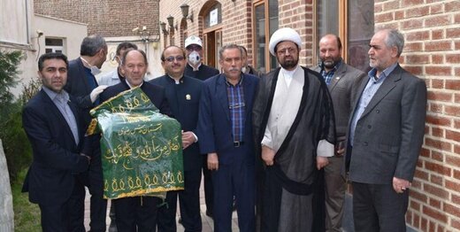 تجلیل دفتر نمایندگی آستان قدس رضوی از یک خیر اردبیلی تجلیل دفتر نمایندگی آستان قدس رضوی از یک خیر اردبیلی