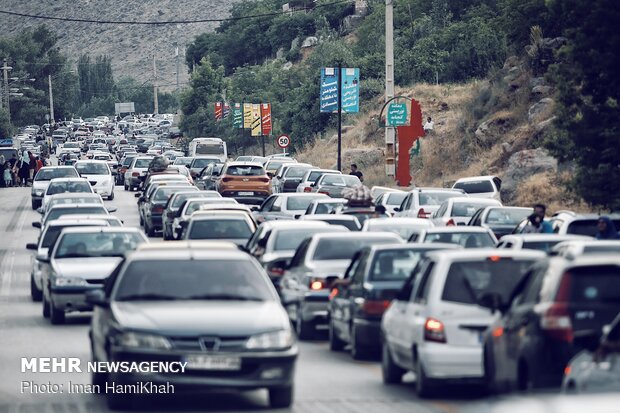 ترافیک شدید در ورودی تبریز از سمت شهرستان اهر ترافیک شدید در ورودی تبریز از سمت شهرستان اهر