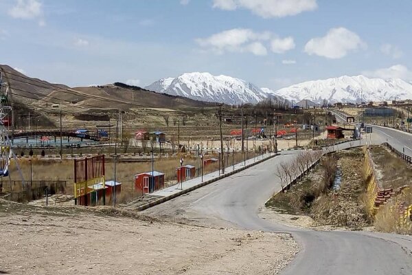 تهرانی ها ۱۳ را در خانه به در کردند/ تفرجگاه ها خالی است تهرانی ها ۱۳ را در خانه به در کردند/ تفرجگاه ها خالی است