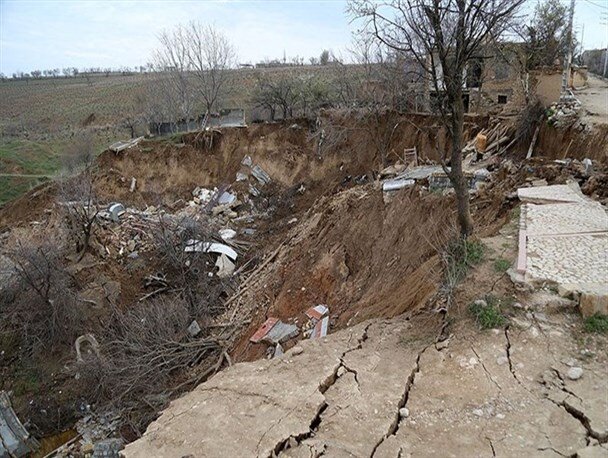 جلوگیری از ساخت و ساز در روستاهای دارای رانش