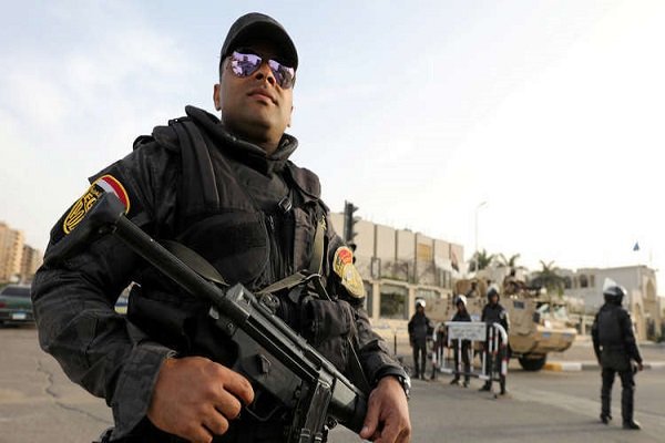 درگیری امنیتی در پایتخت مصر/۷ فرد مسلح کشته شدند