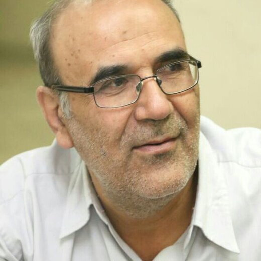 دعوت رئیس انجمن خبرنگاران استان سمنان از کتابخوانان برای شرکت در دهمین جشنواره کتابخوانی رضوی دعوت رئیس انجمن خبرنگاران استان سمنان از کتابخوانان برای شرکت در دهمین جشنواره کتابخوانی رضوی