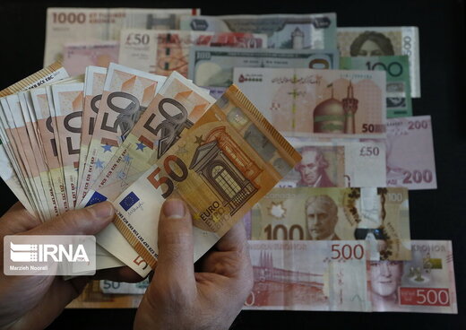 دلار امسال چقدر گران میشود؟ دلار امسال چقدر گران میشود؟