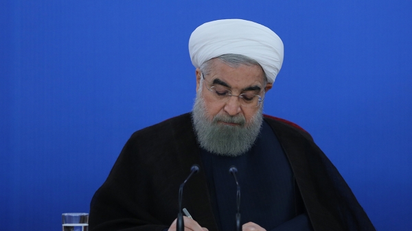 دکتر روحانی درگذشت مادر شهیدان جعفریان را تسلیت گفت