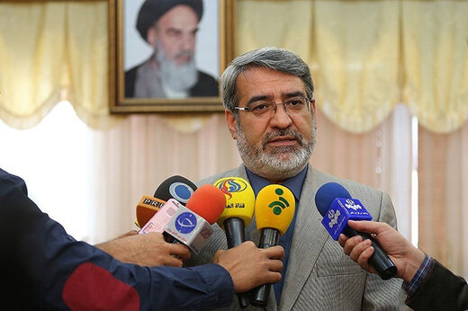 رحمانی فضلی: زمان آغاز عادی فعالیتها مشخص نیست/در پروتکلهای بهداشتی مراکز عمومی بازنگری خواهد شد رحمانی فضلی: زمان آغاز عادی فعالیتها مشخص نیست/در پروتکلهای بهداشتی مراکز عمومی بازنگری خواهد شد