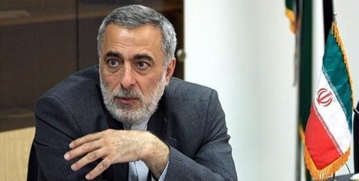 روایتی از ماجرای عصبانیت ابراهیم یزدی از مقام آمریکایی و شنود بنیصدر /کمکی که گروگانهای آمریکایی به دانشجویان تسخیرکننده سفارت کردند روایتی از ماجرای عصبانیت ابراهیم یزدی از مقام آمریکایی و شنود بنیصدر /کمکی که گروگانهای آمریکایی به دانشجویان تسخیرکننده سفارت کردند
