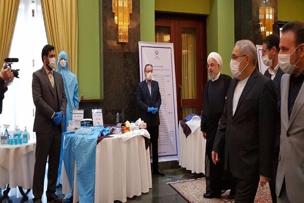 روحانی از نمایشگاه دستاوردهای شرکتهای دانش بنیان بازدید کرد روحانی از نمایشگاه دستاوردهای شرکتهای دانش بنیان بازدید کرد