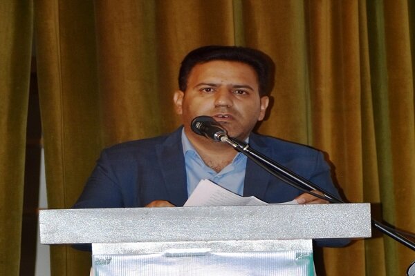 رونق خودخواسته کتابخوانی زمان قرنطینه در سمیرم رونق خودخواسته کتابخوانی زمان قرنطینه در سمیرم