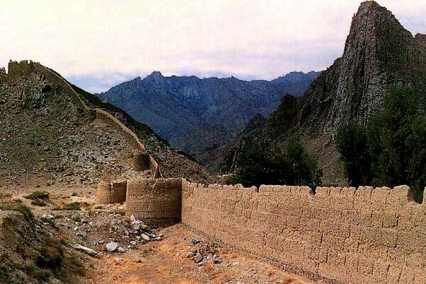 سفری کوتاه به قلعه عباس میرزا سفری کوتاه به قلعه عباس میرزا