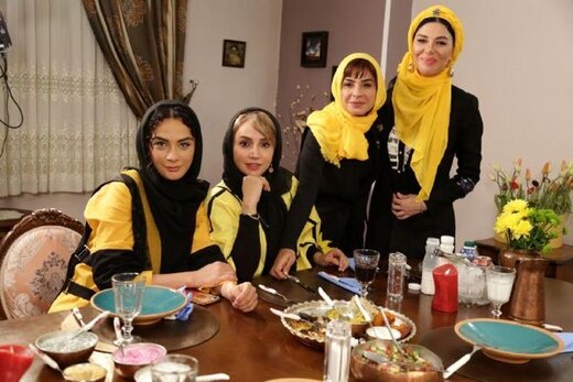 سورپرایز سیما تیرانداز برای مهمانان و مخاطبانش سورپرایز سیما تیرانداز برای مهمانان و مخاطبانش