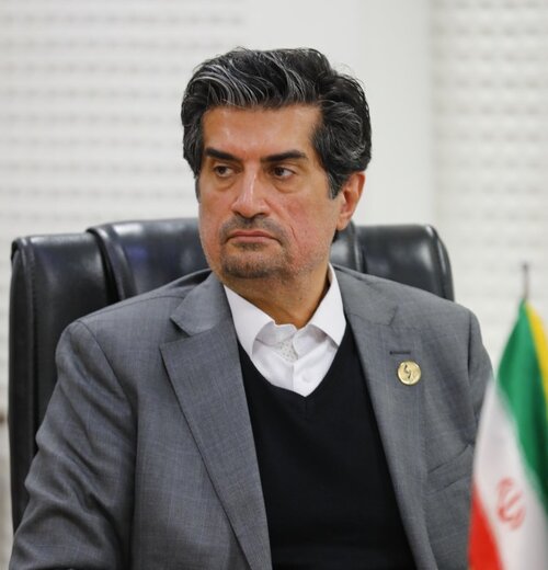 موانع برای تولیدکنندگان هموار شود، نه تولیدکننده نماها موانع برای تولیدکنندگان هموار شود، نه تولیدکننده نماها