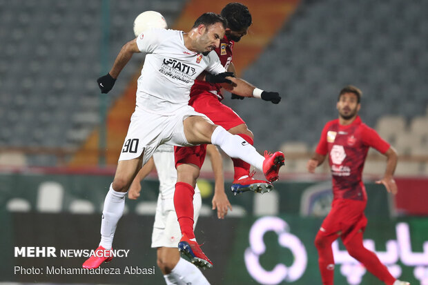 پرسپولیس و اتفاقات عجیب/ شوک «پروفسور» و صندلیِ «لق»مدیریت سرخ ها پرسپولیس و اتفاقات عجیب/ شوک «پروفسور» و صندلیِ «لق»مدیریت سرخ ها