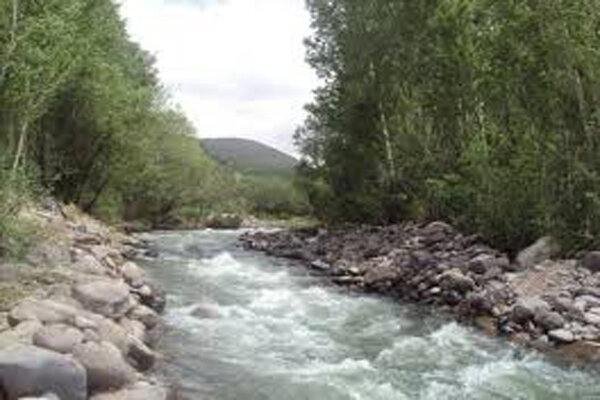 پیش بینی تندباد موقتی در تهران/اتراق درحاشیه رودخانه‌هاخطرناک است