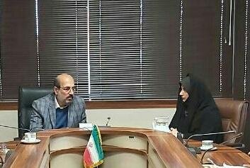 چندگانگی تصمیم گیری اقتصاد کشور را دچار مشکل کرده است