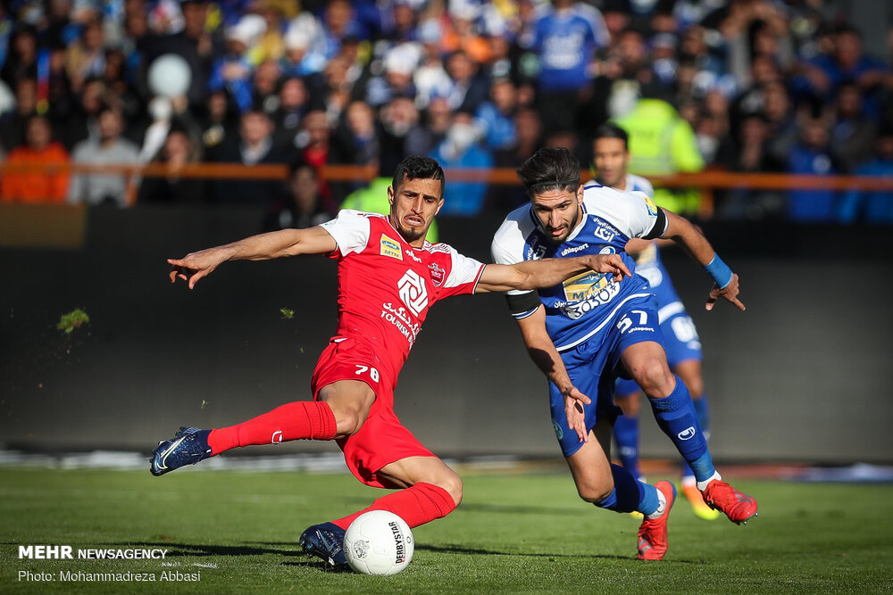 کسی جرات خرید استقلال و پرسپولیس را ندارد