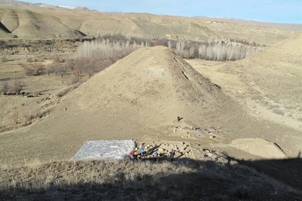 کشف محوطه تاریخی در سد مراش کشف محوطه تاریخی در سد مراش