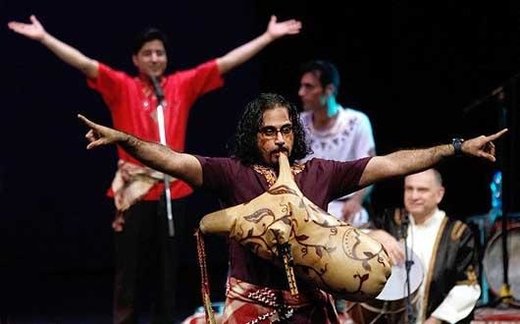 کنسرت زنده گروه «لیان» ناتمام ماند / جلوگیری از حضور جنابخان کنسرت زنده گروه «لیان» ناتمام ماند / جلوگیری از حضور جنابخان