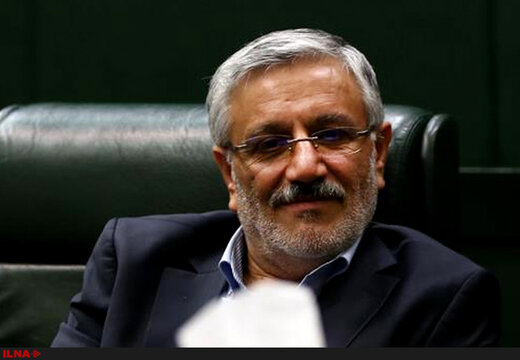 گلایه آقای نماینده از مواضع سیاسی حقوقدانان شورای نگهبان/نکند متر و معیار دوستان چیز دیگری است؟/گرفتاری اینجاست که نمیتوانیم بازخواستشان کنیم گلایه آقای نماینده از مواضع سیاسی حقوقدانان شورای نگهبان/نکند متر و معیار دوستان چیز دیگری است؟/گرفتاری اینجاست که نمیتوانیم بازخواستشان کنیم