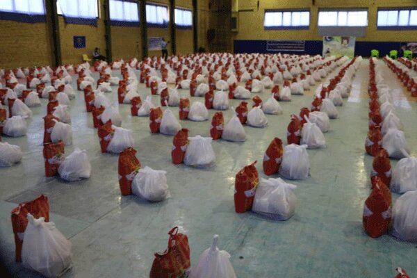 ۲۰۰۰ بسته کمک مومنانه در کرمان توزیع شد