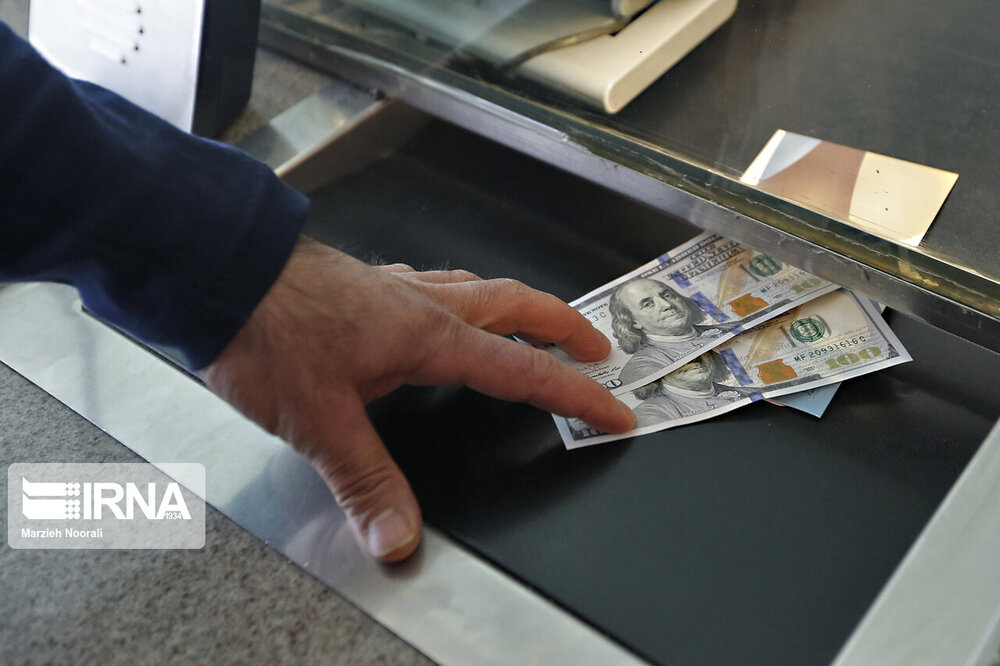 اعلام شرط جدید برای خرید و فروش ارز توسط صرافی‌ها