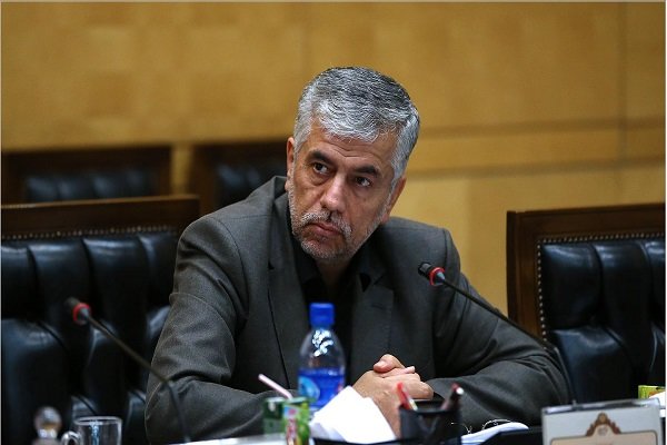 برخی در مجلس فقط لابی‌ بازی می‌کنند/اختیارات هیئت رئیسه زیادی است