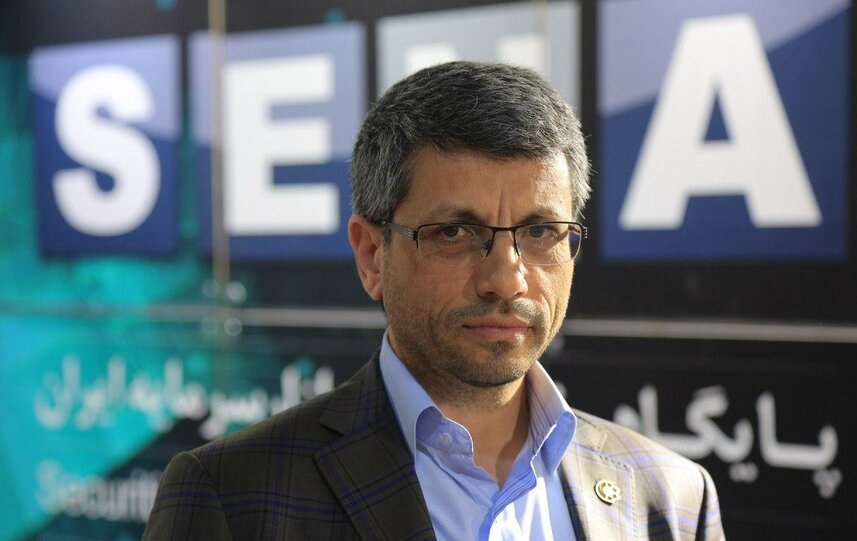 لزومی به مراجعه دارندگان کد بورسی به شعب بانکها نیست