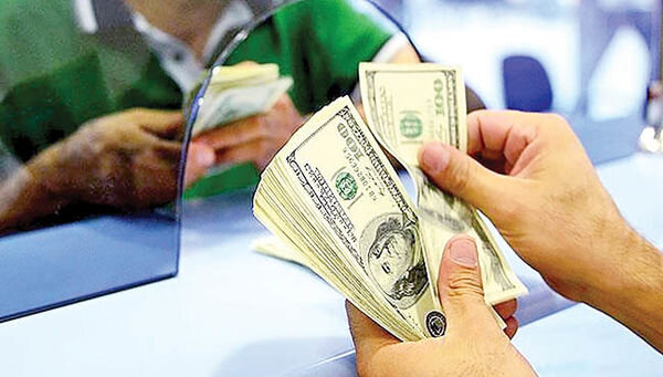 روند قیمت در بازار دلار معکوس شد دلار