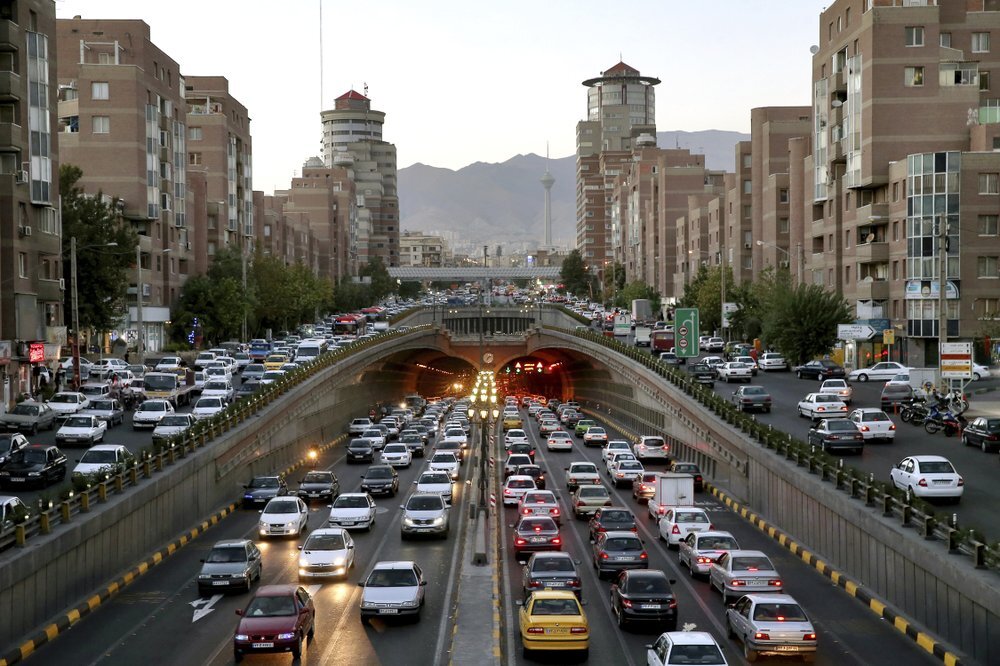 ریزش قیمت ها در بازار خودرو ریزش قیمت ها در بازار خودرو