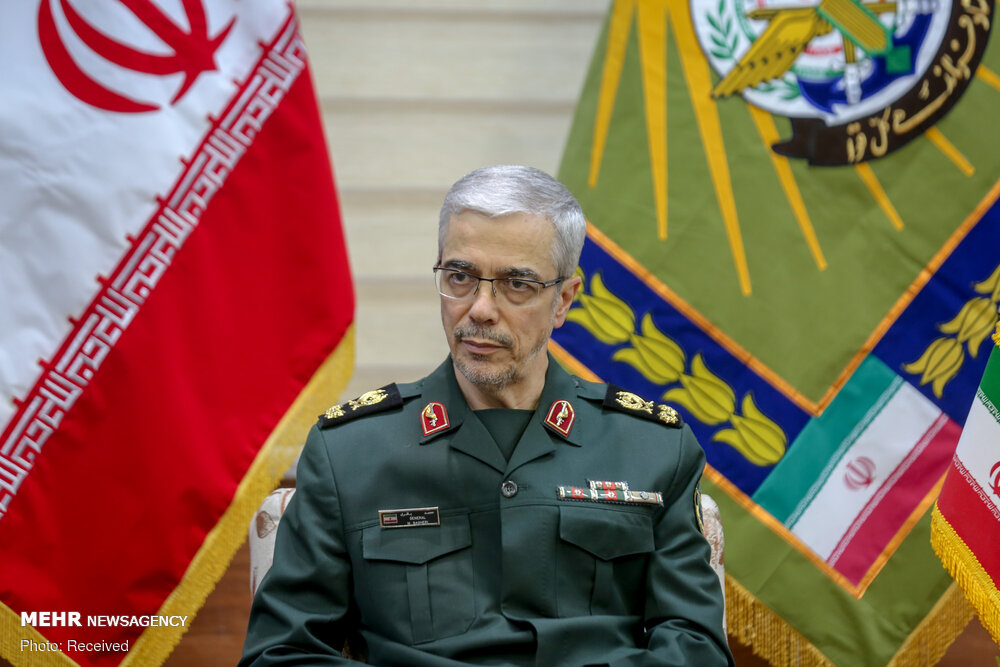 سرلشکر باقری: آماده انتقال تجربیات خود در مقابله با «کرونا» هستیم