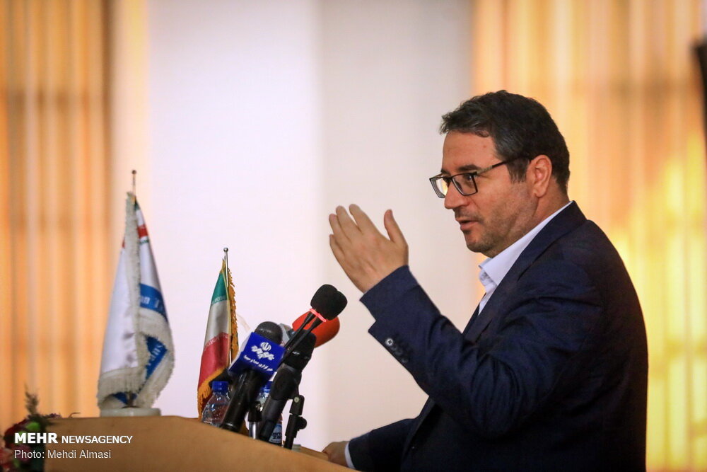 وزیر صنعت: خودروسازان شفاف سازی کنند مقصر آشفتگی بازار کیست