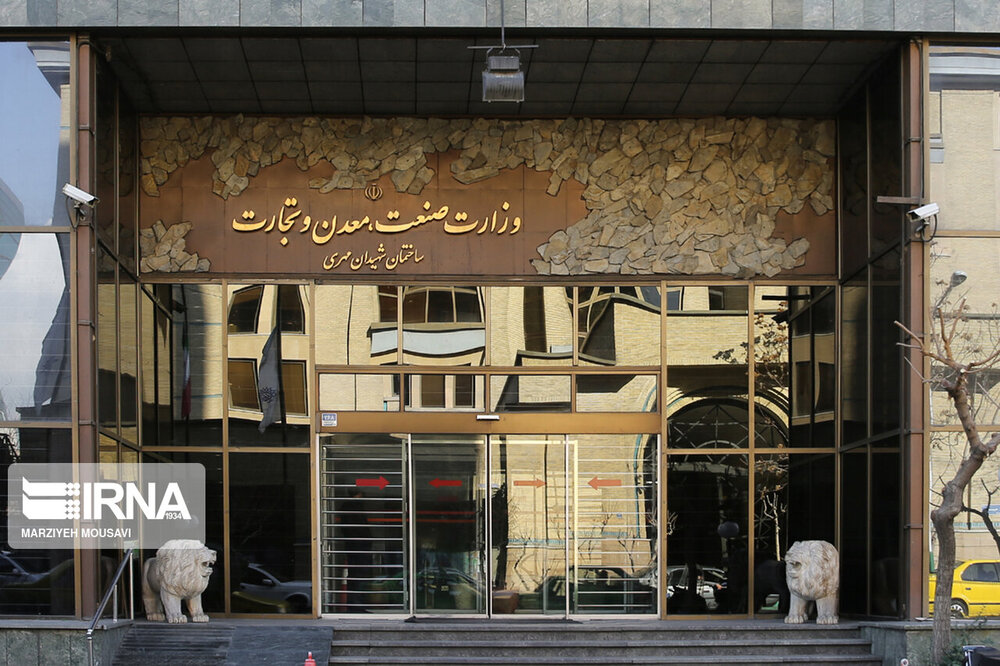 وزیری که دوست نداشت قدرتش کم شود/متن و حاشیه برکناری وزیر صمت وزیری که دوست نداشت قدرتش کم شود/متن و حاشیه برکناری وزیر صمت