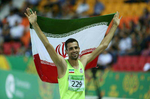گفت‌وگو با ورزشکار ایرانی که قرنطیه را شکسته است!