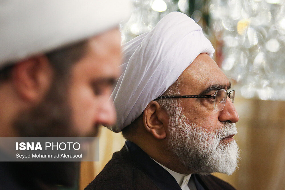 آستان‌های مقدس تافته‌ای جدابافته از نظام مقدس اسلامی نیستند