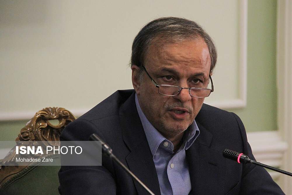 آقا بالاسرها در تهران طناب به پای مدیران استان می‌بندند